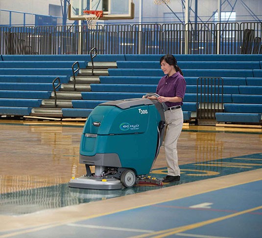 T300e Walk-Behind Floor Scrubber alt 3